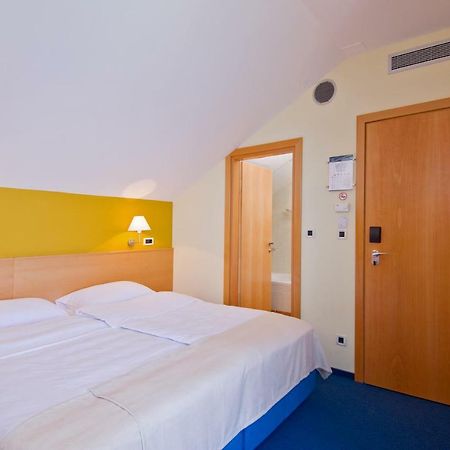 Hotel Saudade Gradac  Exteriör bild