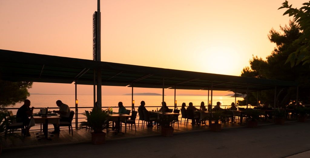 Hotel Saudade Gradac  Exteriör bild
